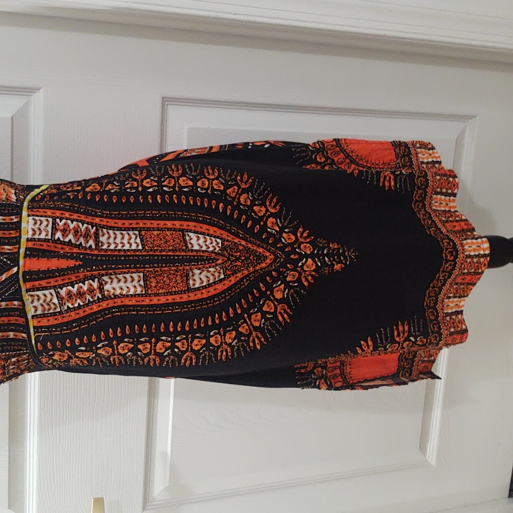 Women's Beaded V-neck Halter Print Dress | M - Picture 3 of 11